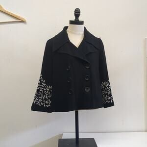 Karen Kane Black and White Pea Coat with embroidered‎ floral sleeves size small